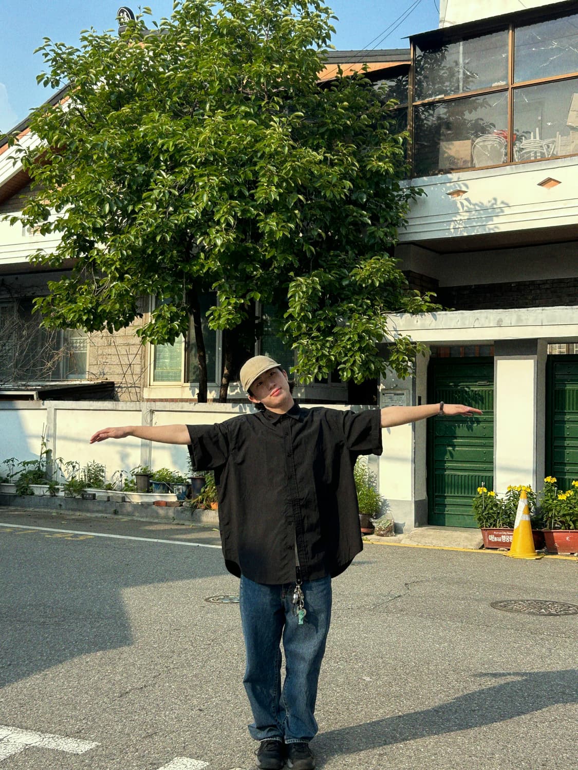 아이러니포르노 화이트라인 블랙 셔츠 (m) 상품이미지2