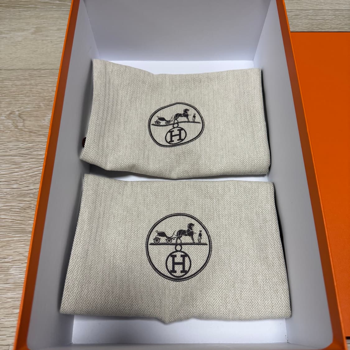 [S+급/42.5] 에르메스 시어링 고 뮬 스웨이드 블로퍼 상품이미지9