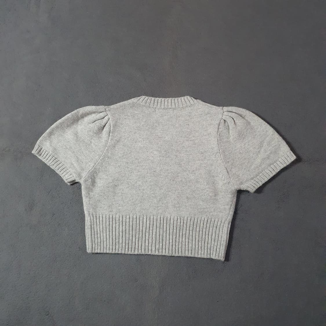 틸아이다이 라쿤 브이넥 니트 탑 그레이 상품이미지6