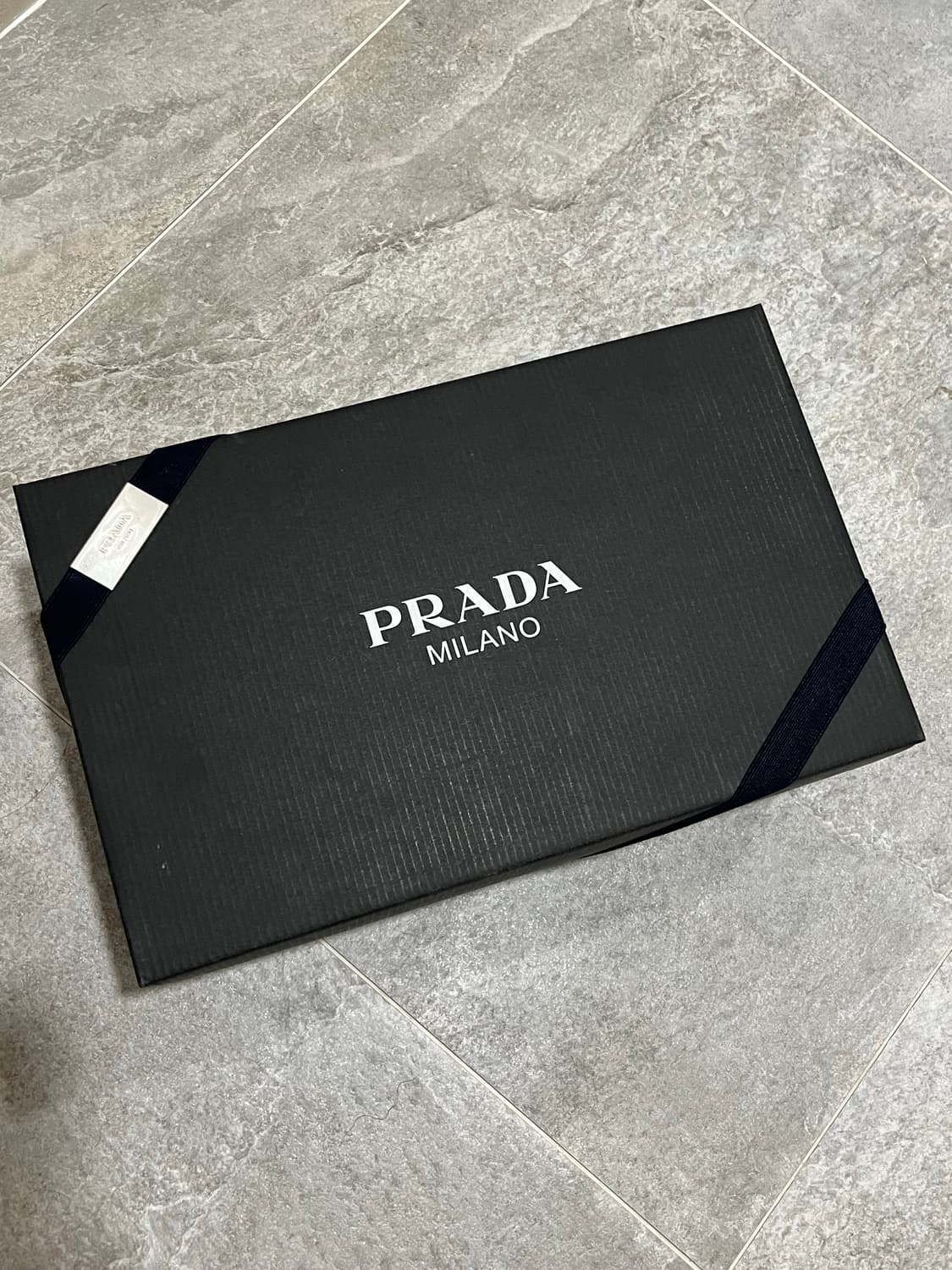 프라다 컬랩스 레더 스니커즈 상품이미지8