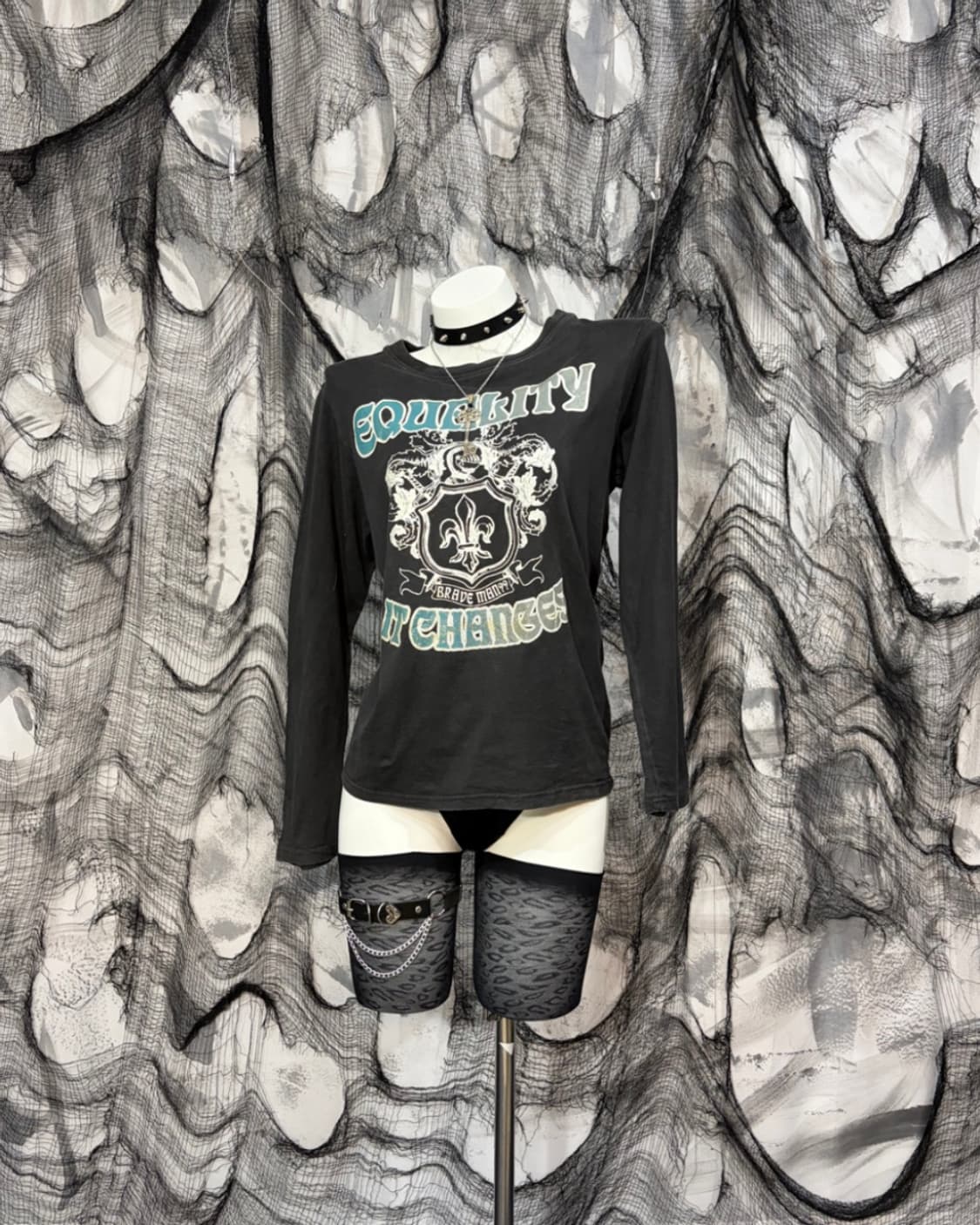 Y2K Glitter dagger Printing long sleeve 상품이미지1