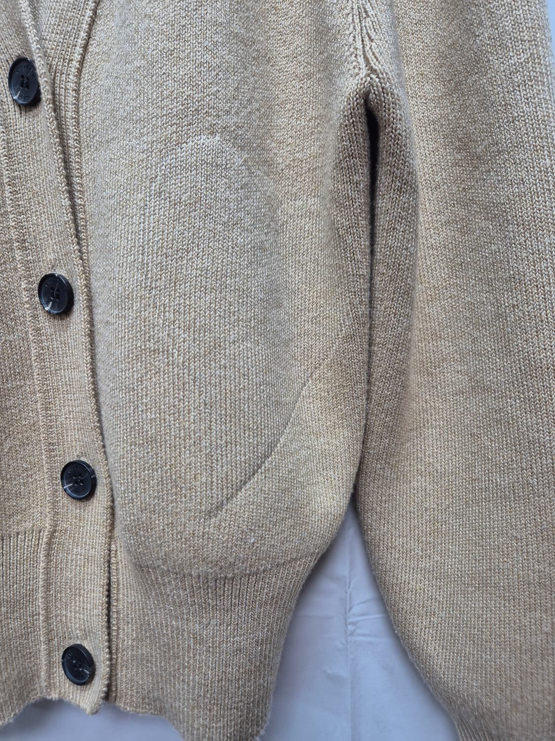 김해김 x mo&co 가디건 상품이미지2