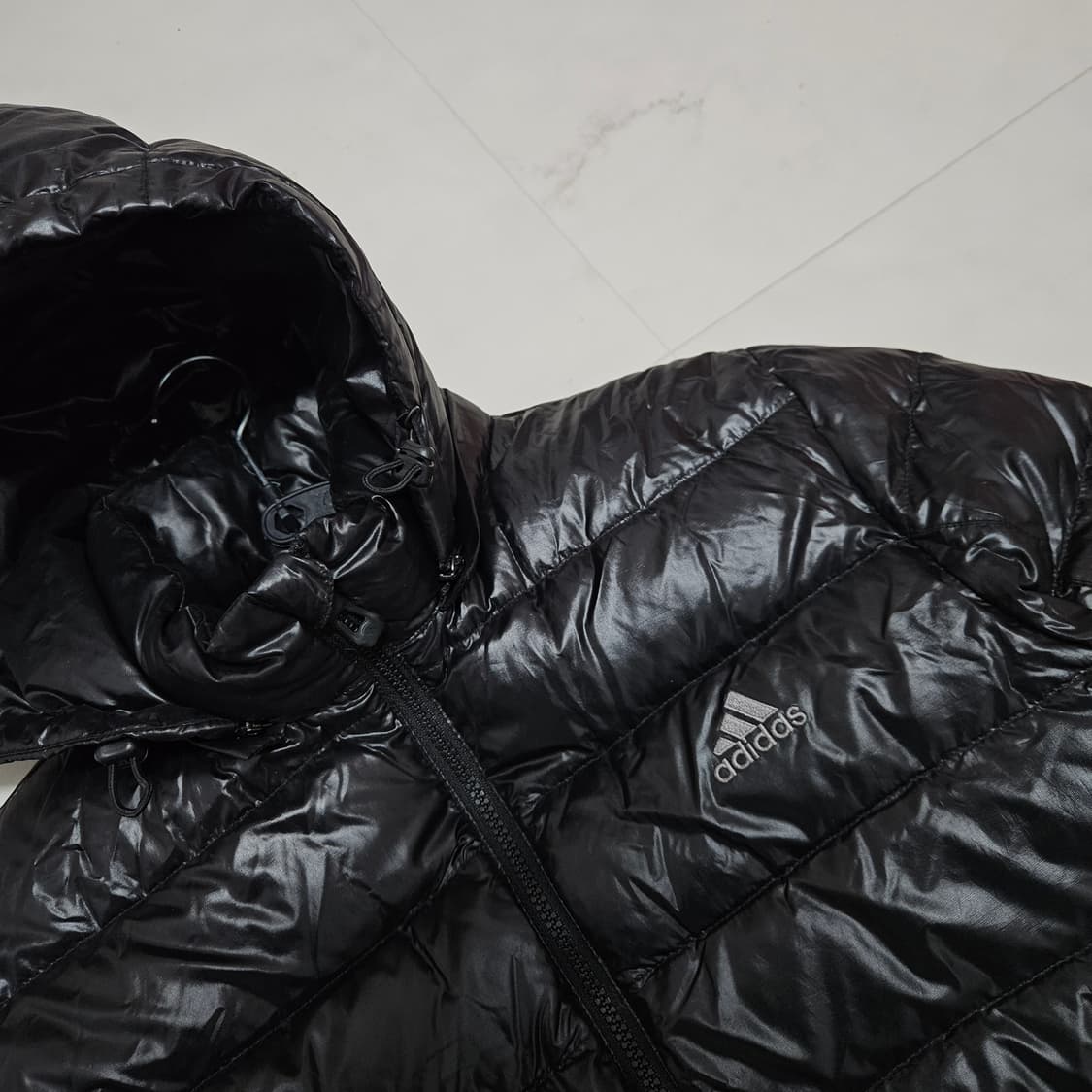 95 아디다스 구스 유광 경량패딩 상품이미지3