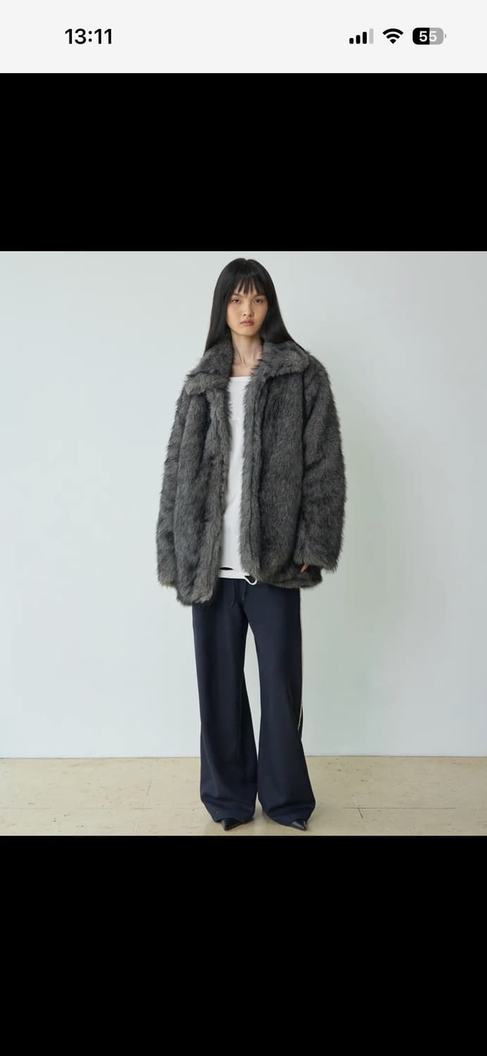 밀로우먼 버클 롱 헤어 퍼 자켓 [차콜] 상품이미지2