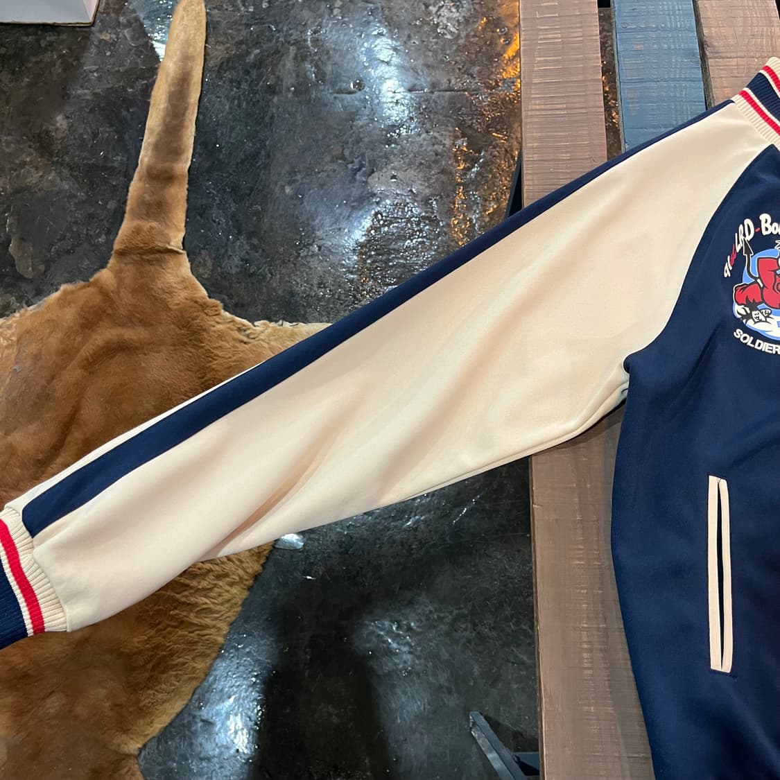 테드컴퍼니 럭키데빌 에어포스 트랙탑 자켓 유니섹스 상품이미지3