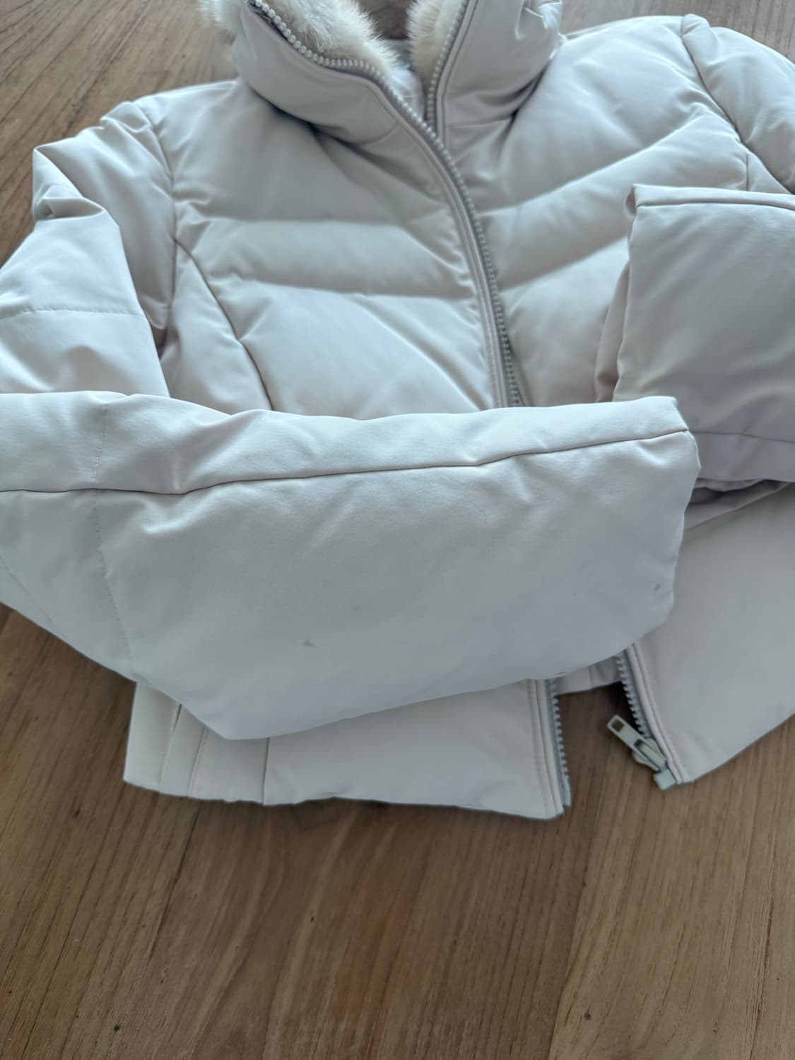 오브제 밍크퍼 아이보리 숏 패딩 상품이미지6