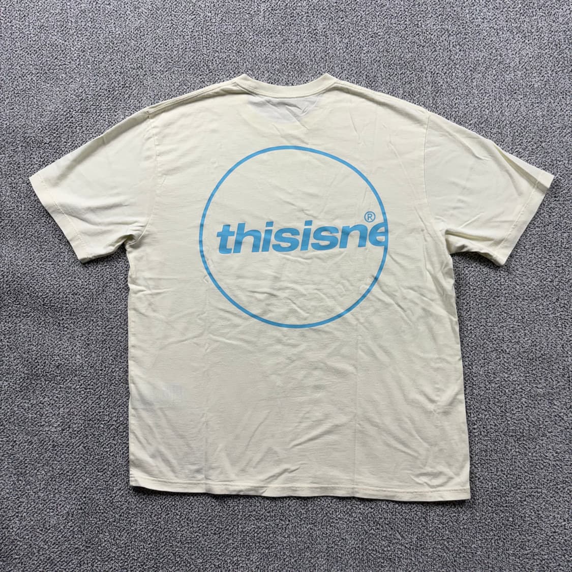 디스이즈네버댓 빅로고 아이보리 티셔츠 상품이미지1