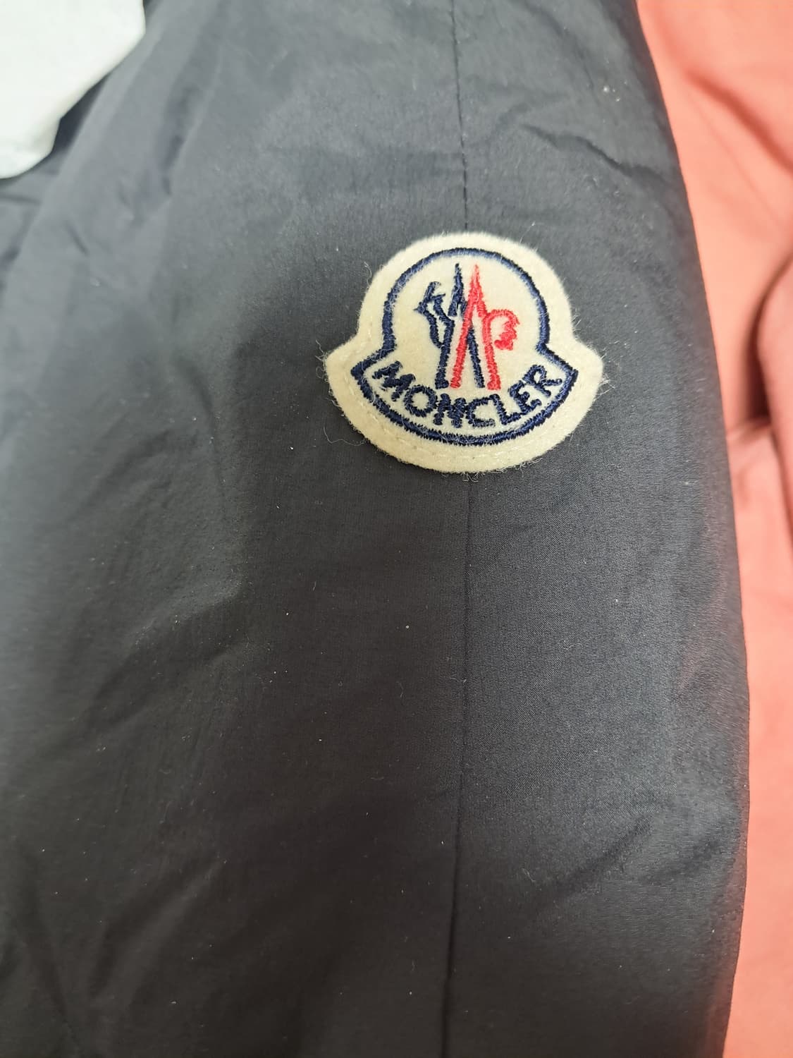 몽클레어 시티로이에4 상품이미지8