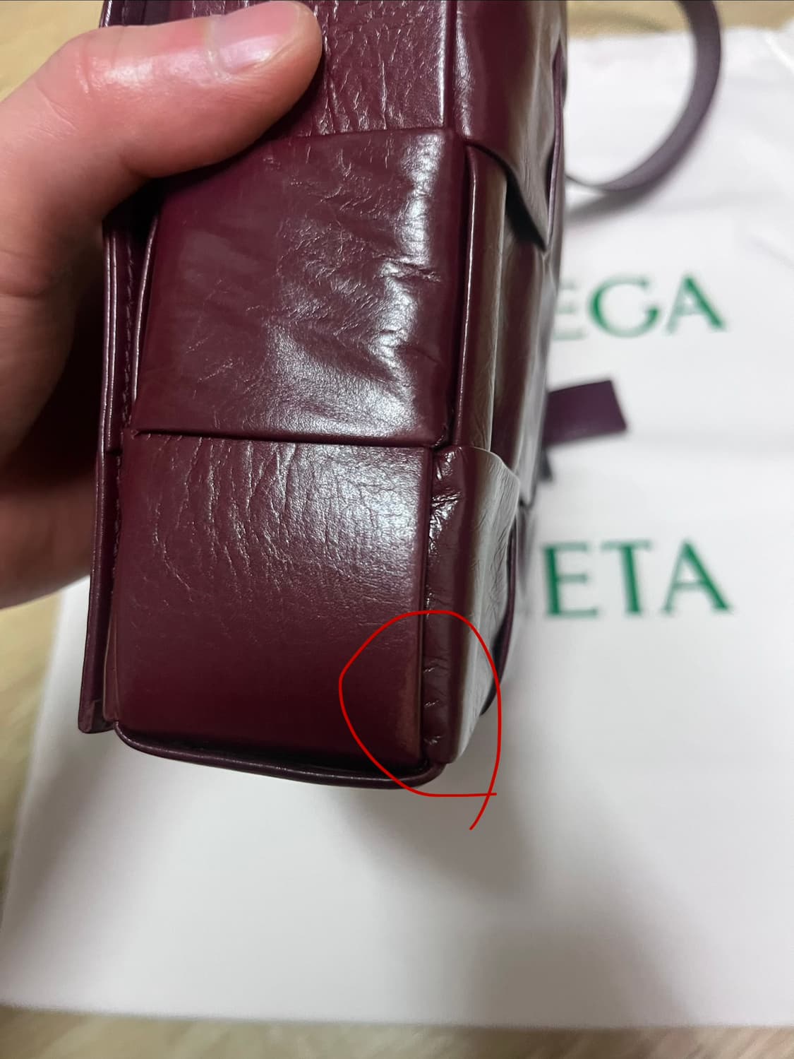 보테가베네타 카세트백 버건디 상품이미지9