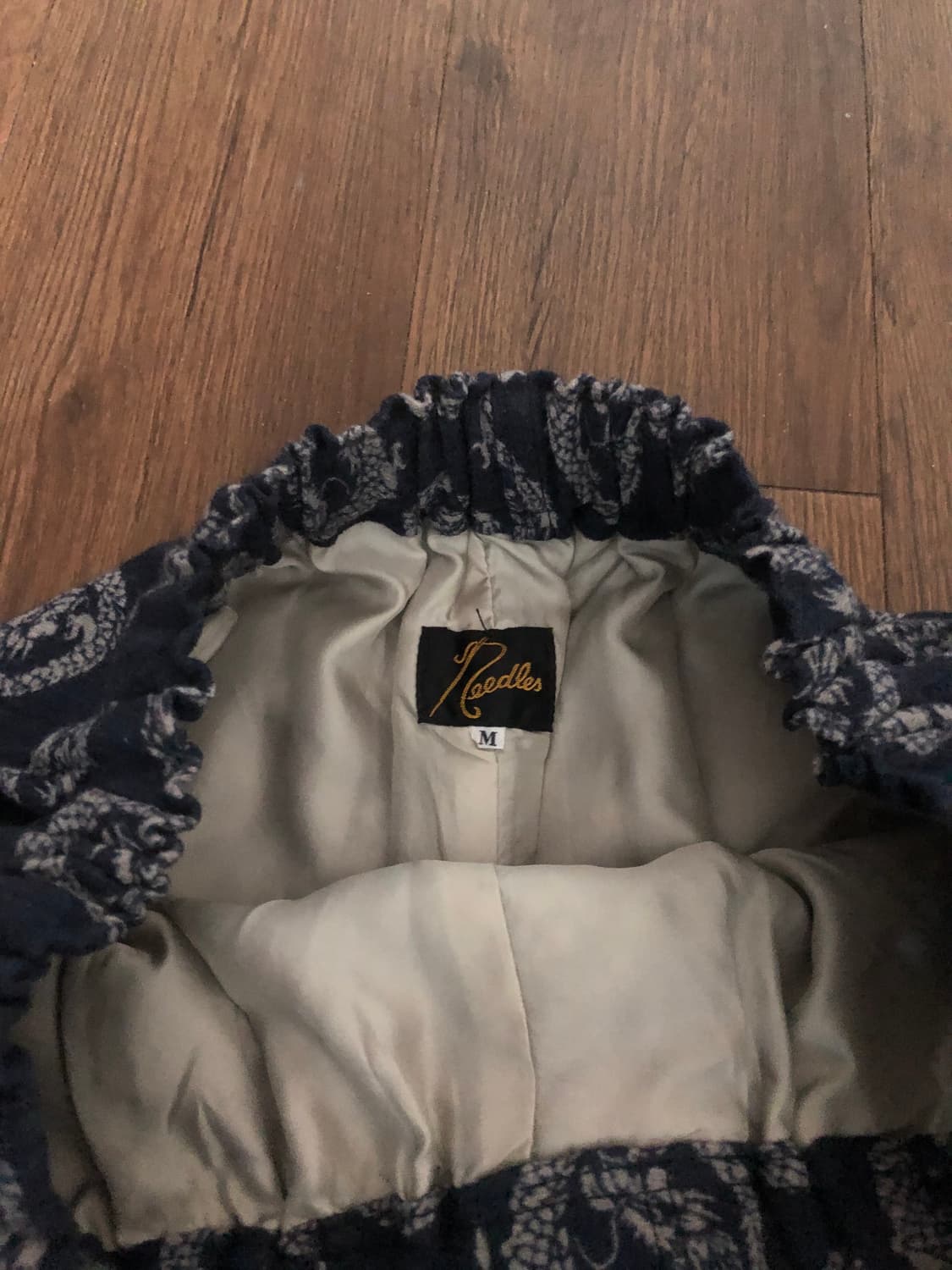 니들즈 스트링팬츠 크레이프 패턴 네이비 M 상품이미지5