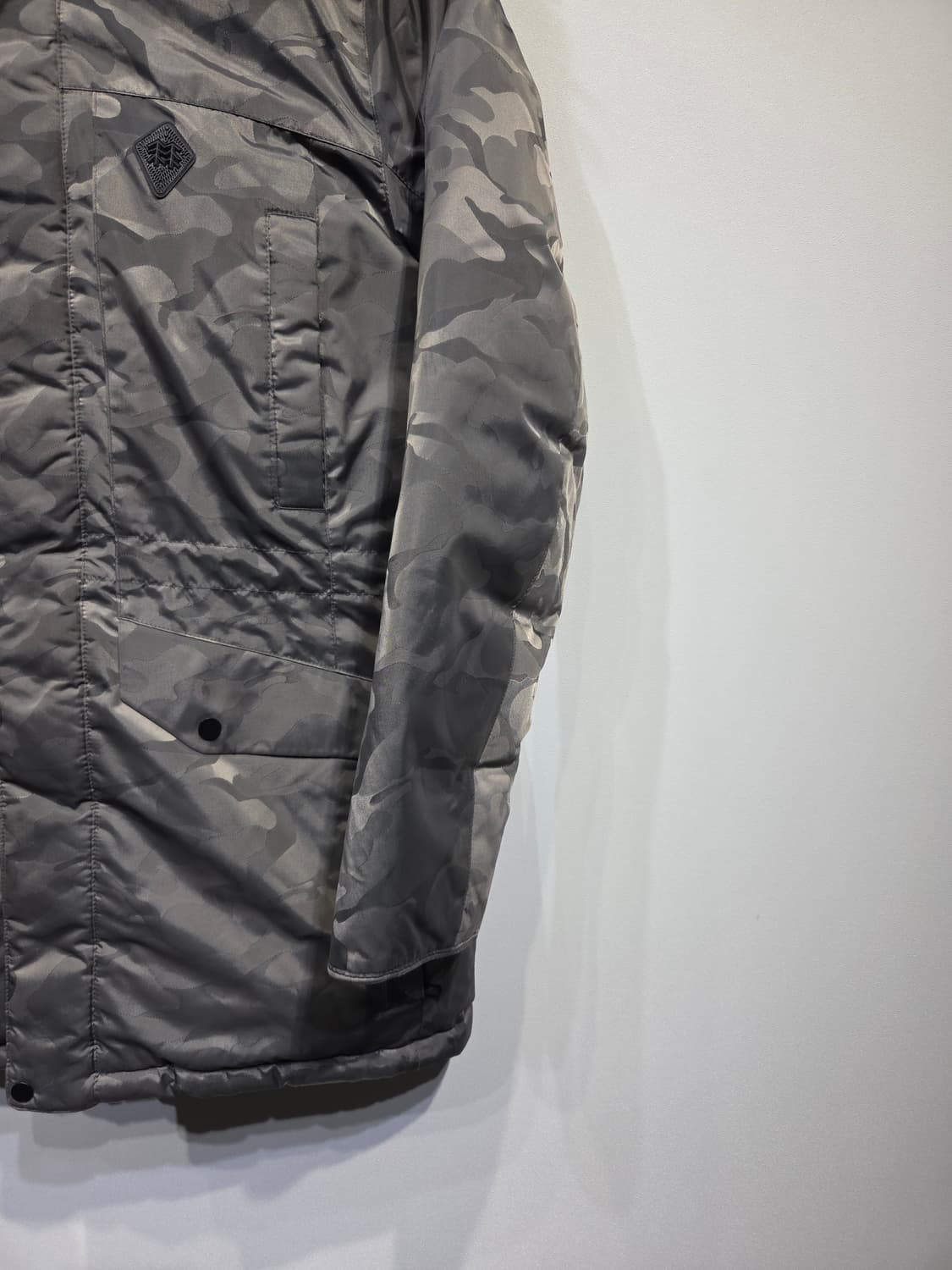 코오롱스포츠 카모플라쥬 다운 패딩 상품이미지5
