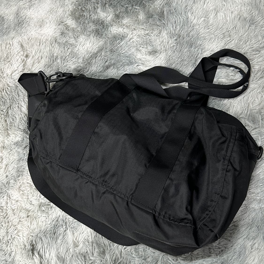 노스페이스 나일론 크로스백 블랙 os 상품이미지3