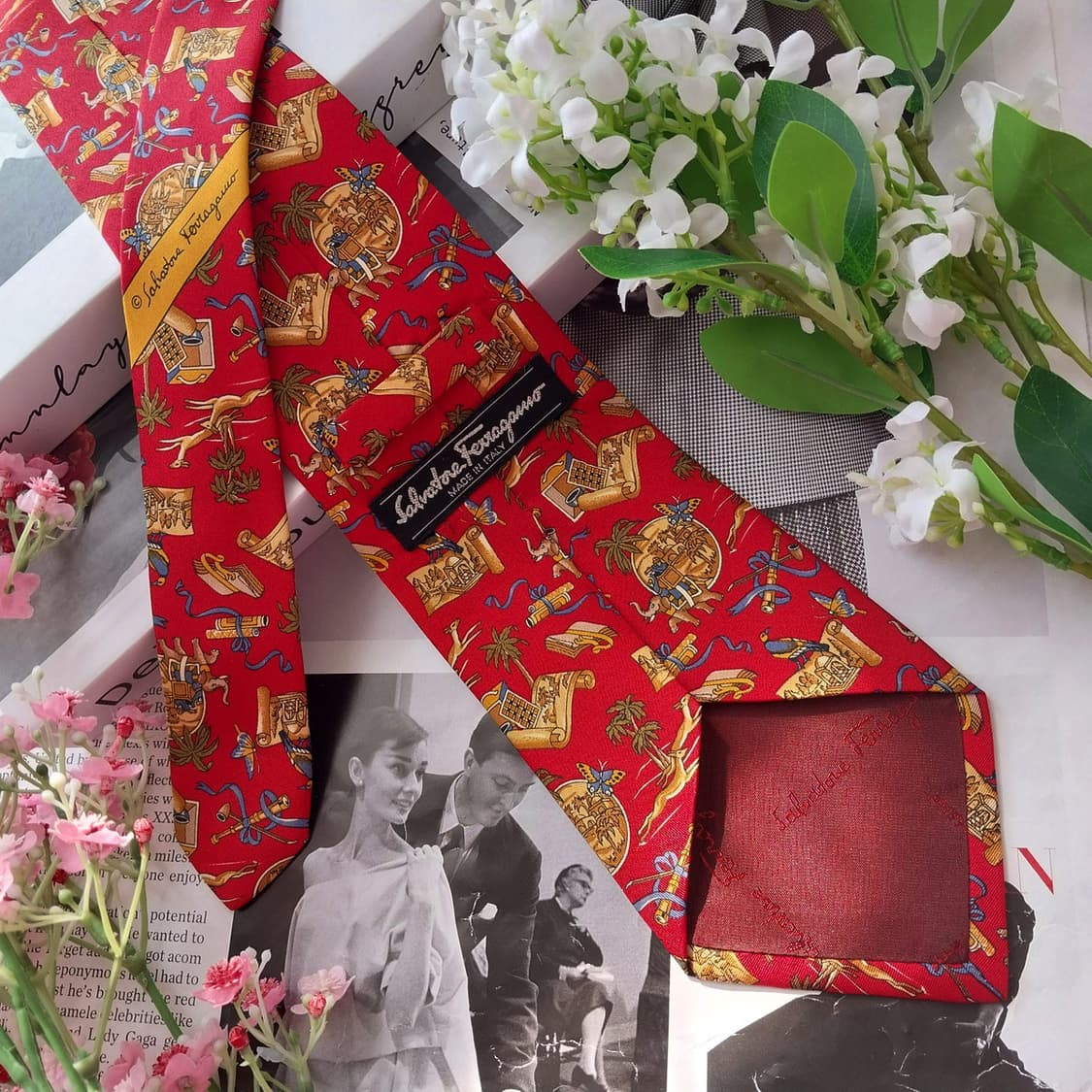 살바토레 페라가모 실크판타지 패턴 넥타이 9.4cm A+등급 K2273 상품이미지4