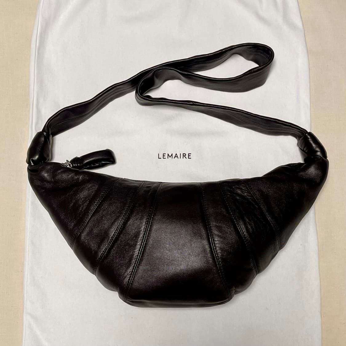 르메르 나파 레더 범백 미디움 다크초코 상품이미지1