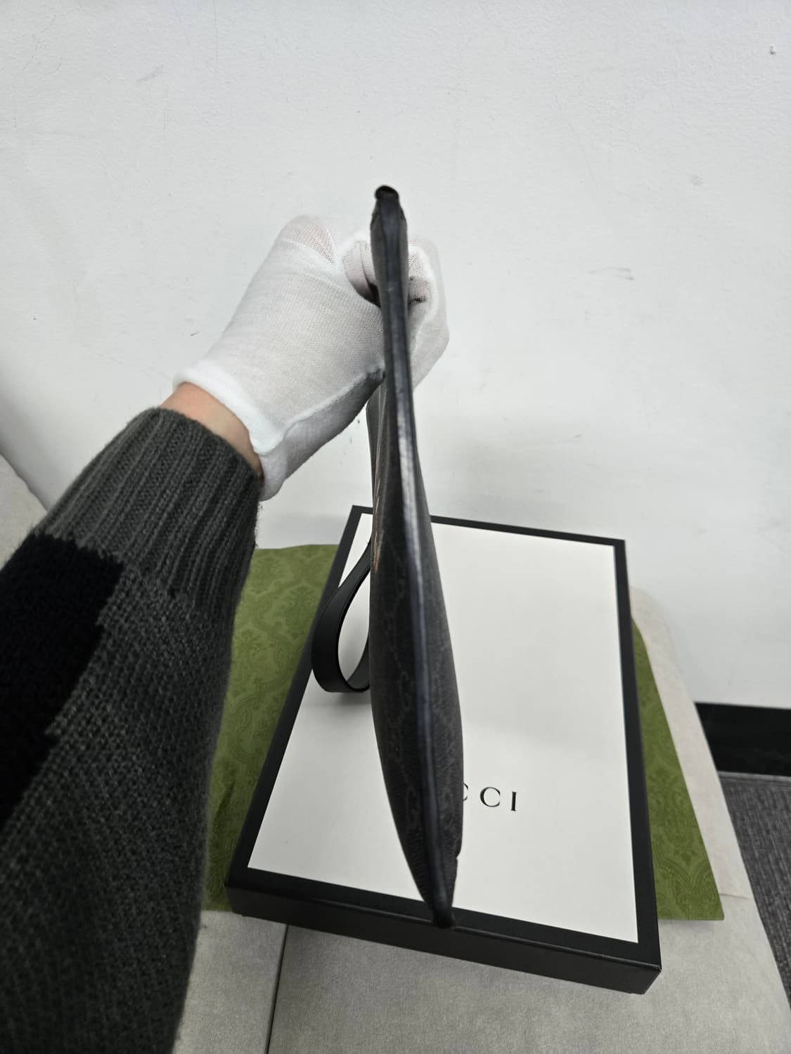 [보증서 정품] 구찌 킹스네이크 클러치백 상품이미지3