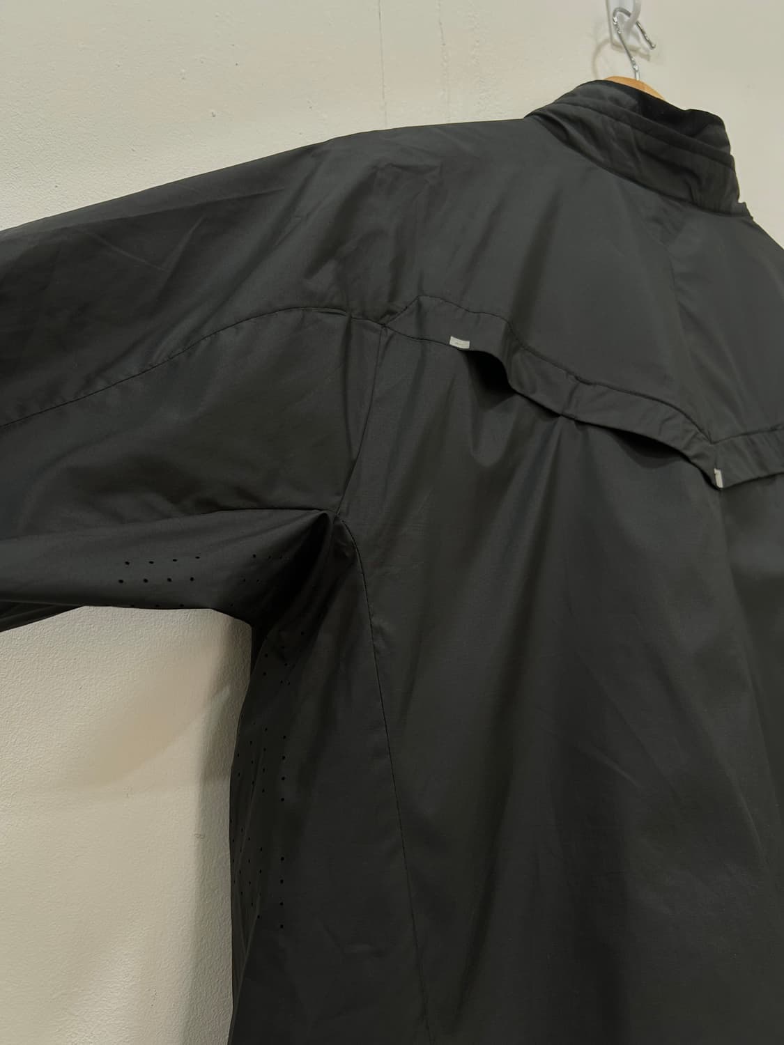 나이키 러닝 바람막이 자켓 M 블랙 상품이미지6