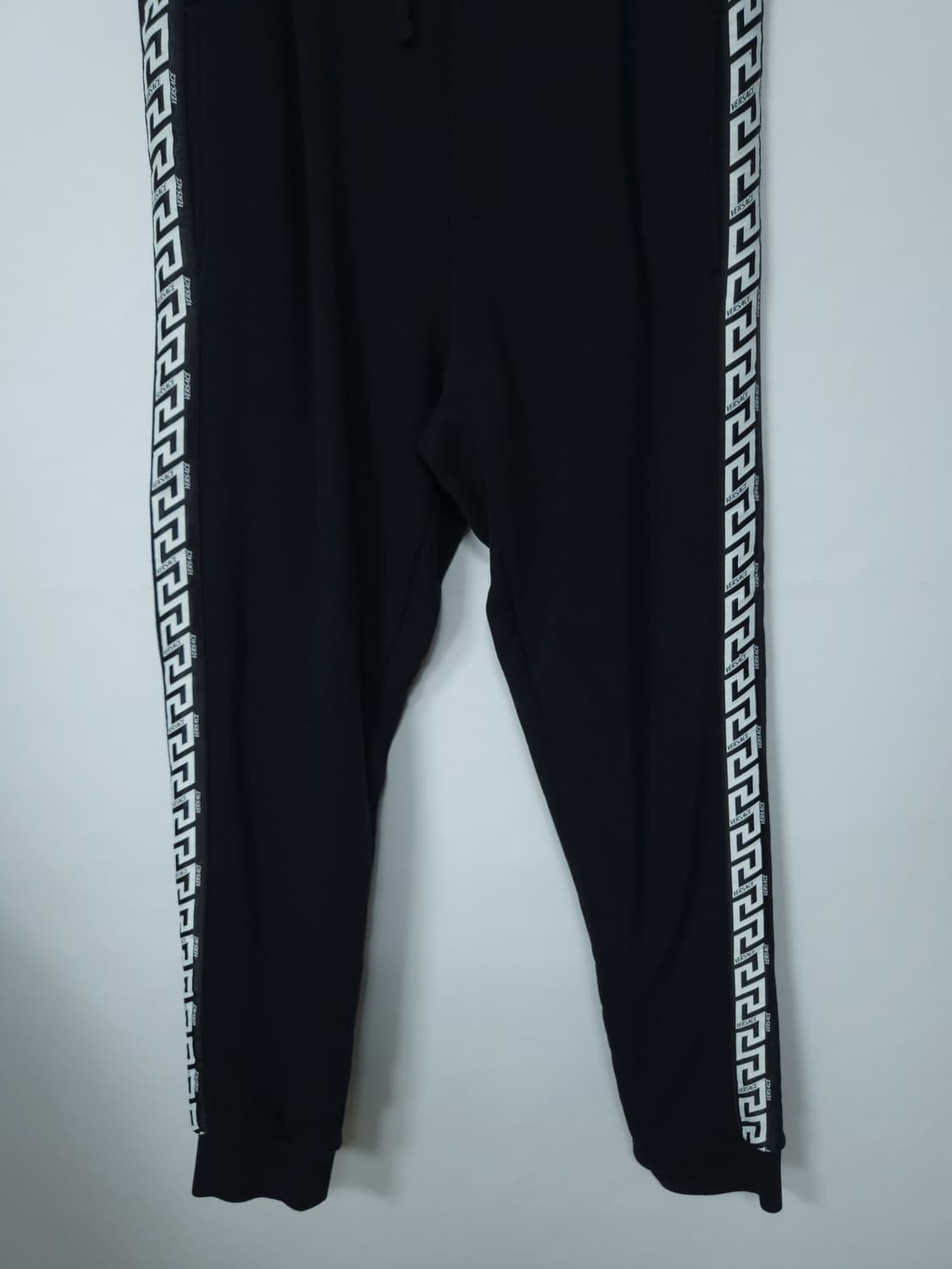 베르사체(Versace) 그레카(Greca) 프린트 조거 팬츠 L 상품이미지3