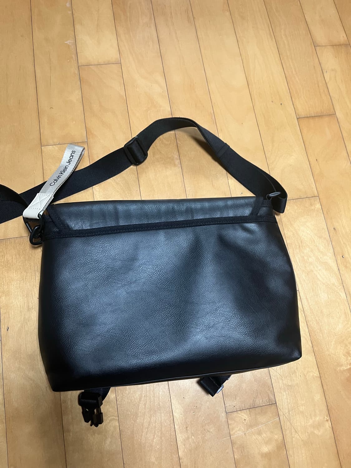 Ck크로스백 상품이미지2