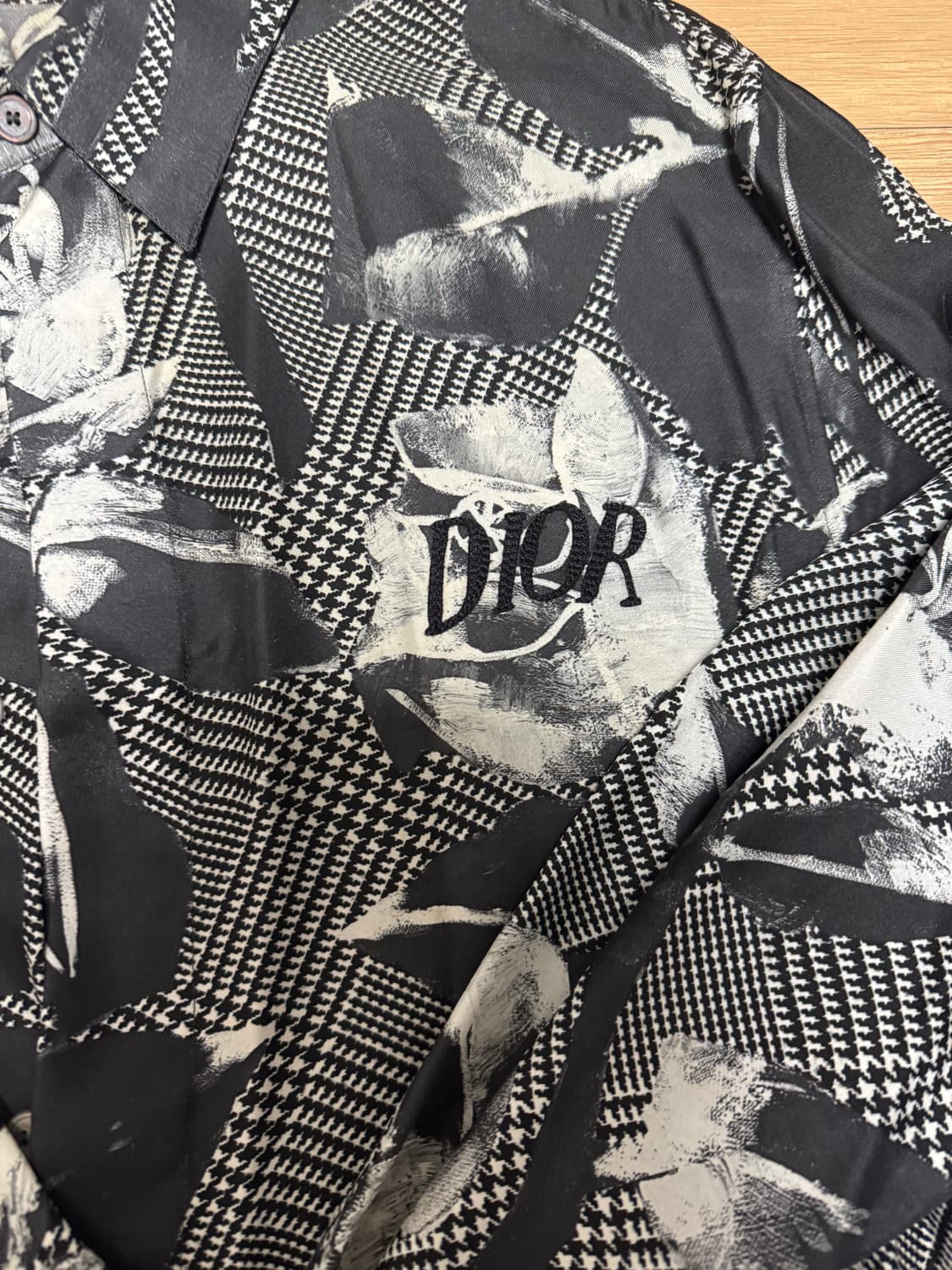 디올 플라워 실크셔츠 상품이미지2