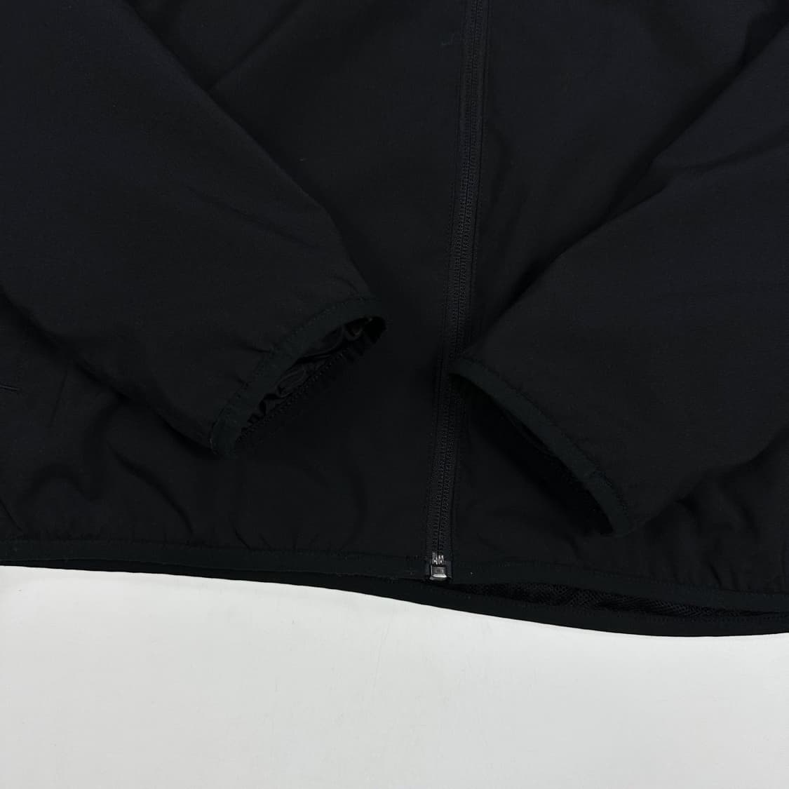 리복 클래식 풀오버 블랙 바람막이 자켓 (L) 상품이미지4