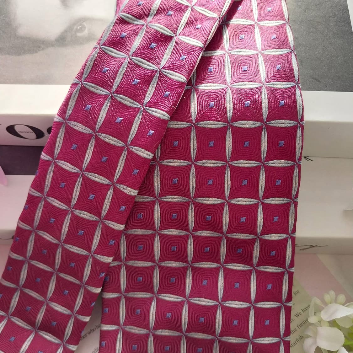 앤드류스타이 실크 진핑크 지오메트릭 넥타이 8.8cm A+등급 K1416 상품이미지3