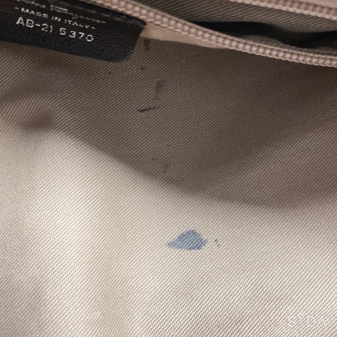 페라가모 블랙 숄더백 상품이미지9