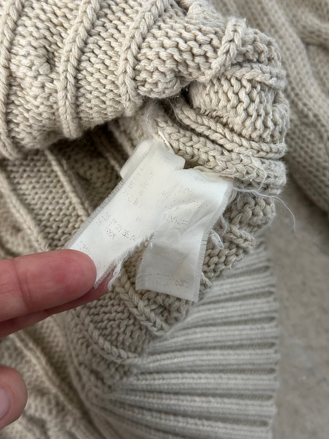 폴로 랄프로렌 V넥 케이블 니트  상품이미지6