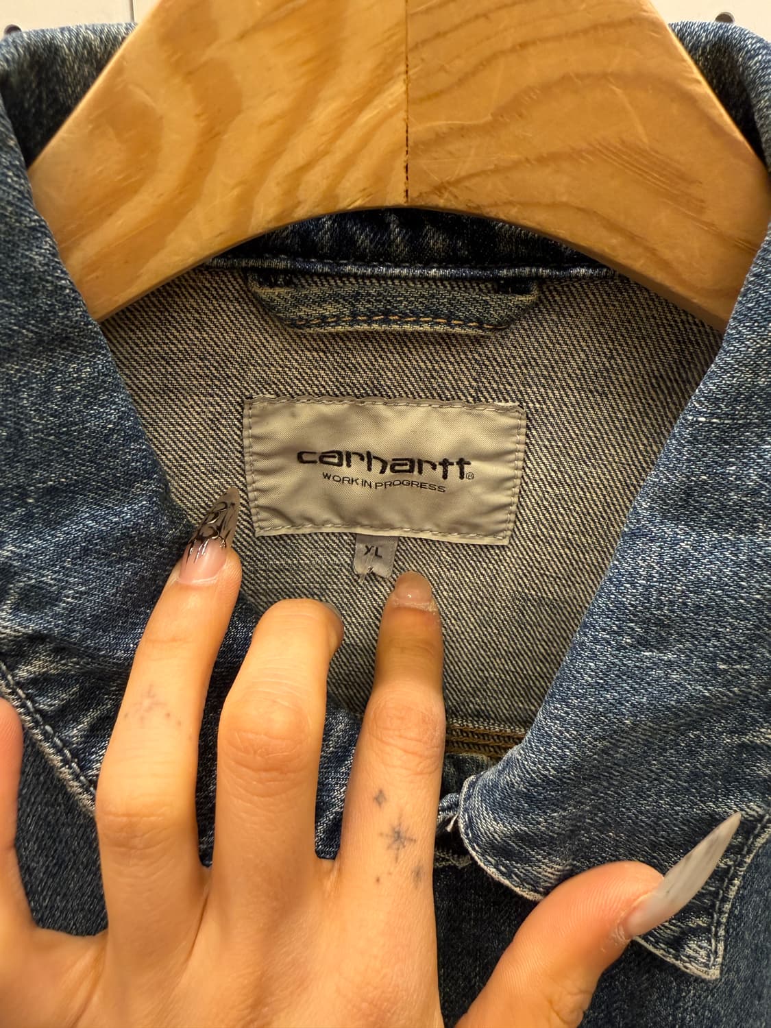 칼하트 WIP 데님 트러커 자켓 U982 상품이미지5