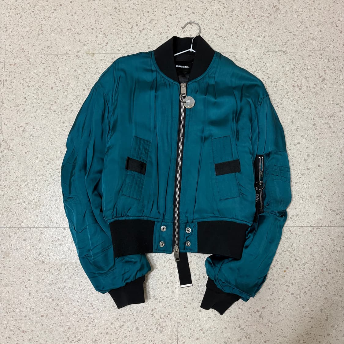 디젤 셔링 크롭 마원 상품이미지1