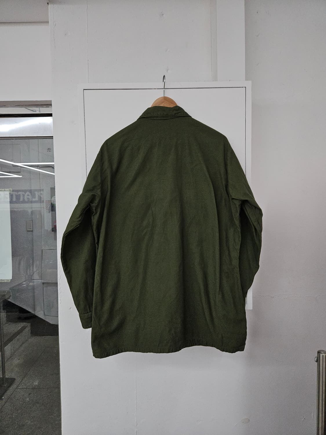 1970's Og107 백사틴 셔츠 16.5 민트급 상품이미지2