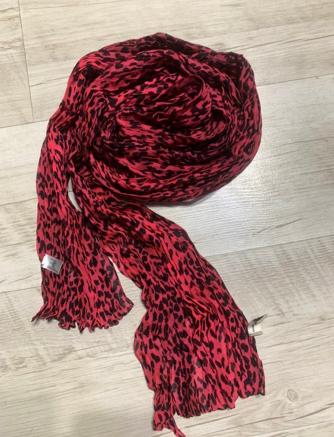생로랑 Red leopard Scarf 상품이미지1