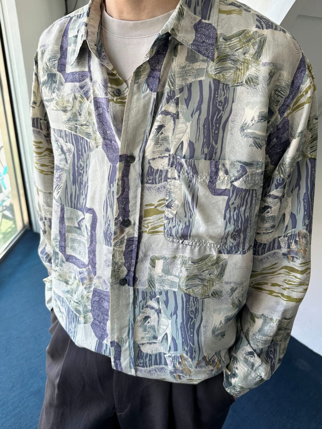 Light silk loose design shirt 상품이미지10