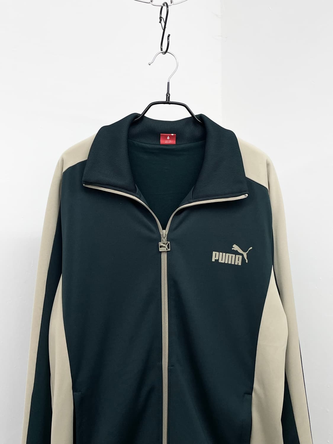 퓨마 카키 사이드라인 트랙탑 상품이미지6