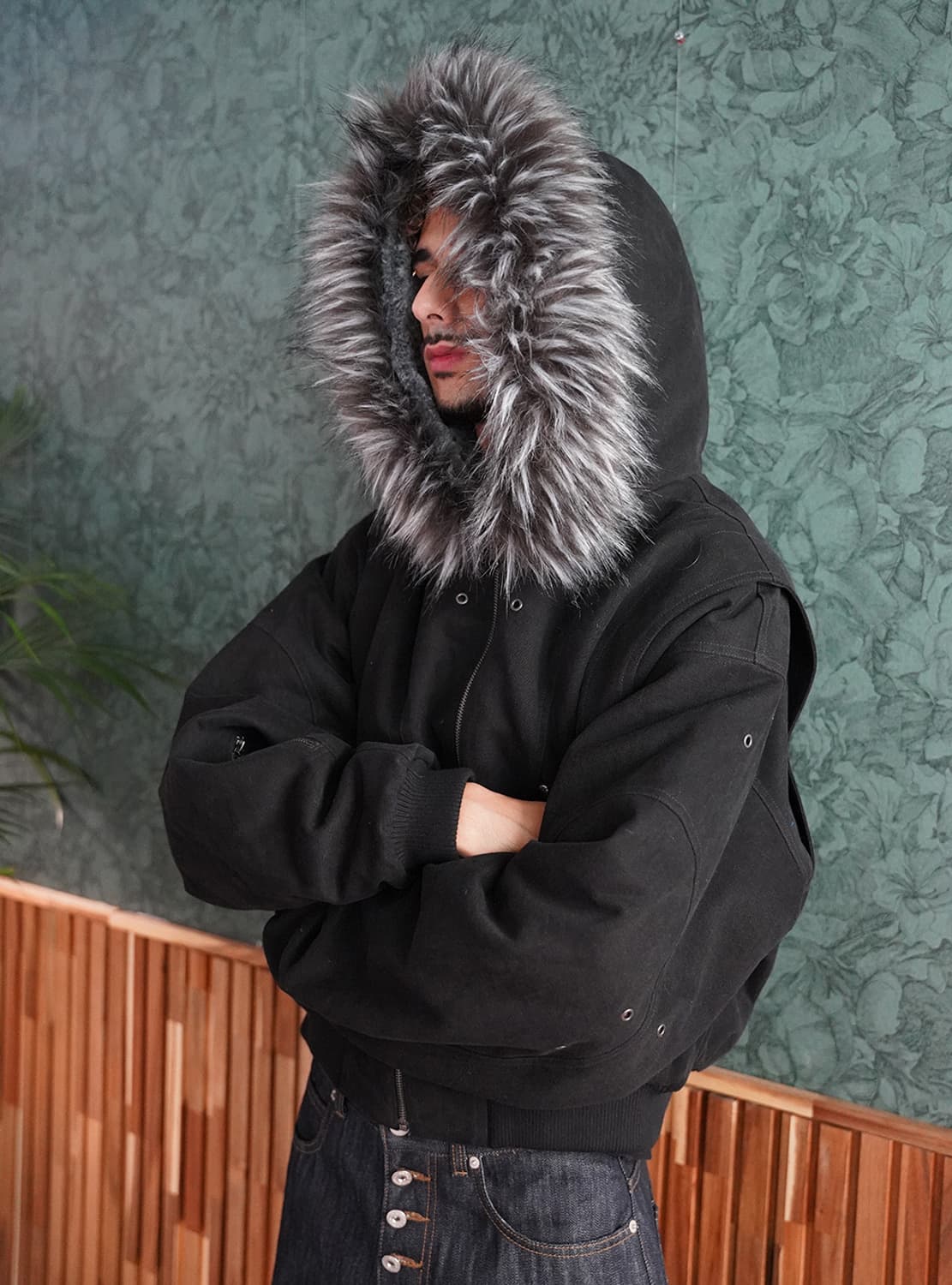 Reversible Sculpted Fur Bomber Jacket 상품이미지3