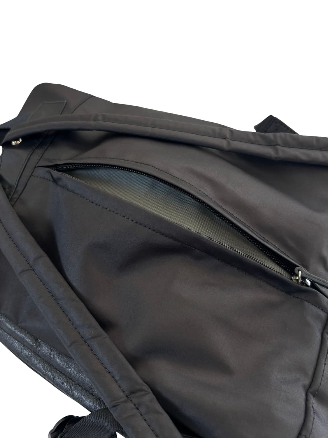 Y’SACCS 요지야마모토 백팩 럭색 상품이미지4