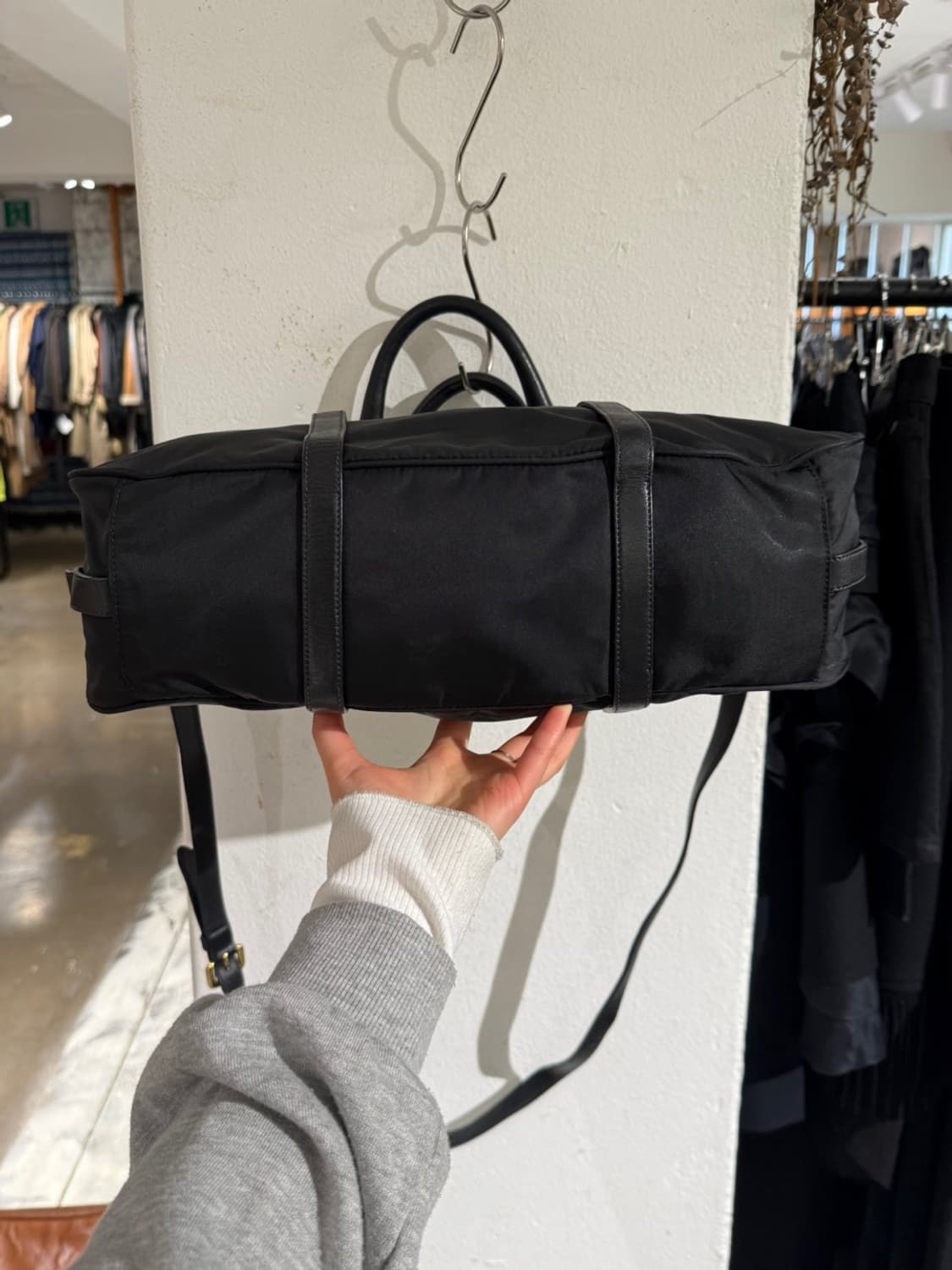 프라다 블랙 포코노 나일론 투웨이 토트백 상품이미지6