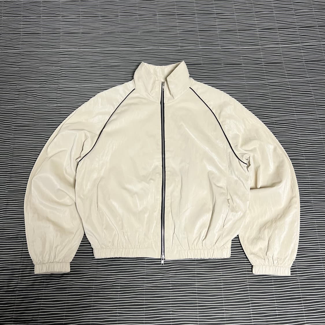 도프셉 레더 윈드브레이커 아이보리 상품이미지1