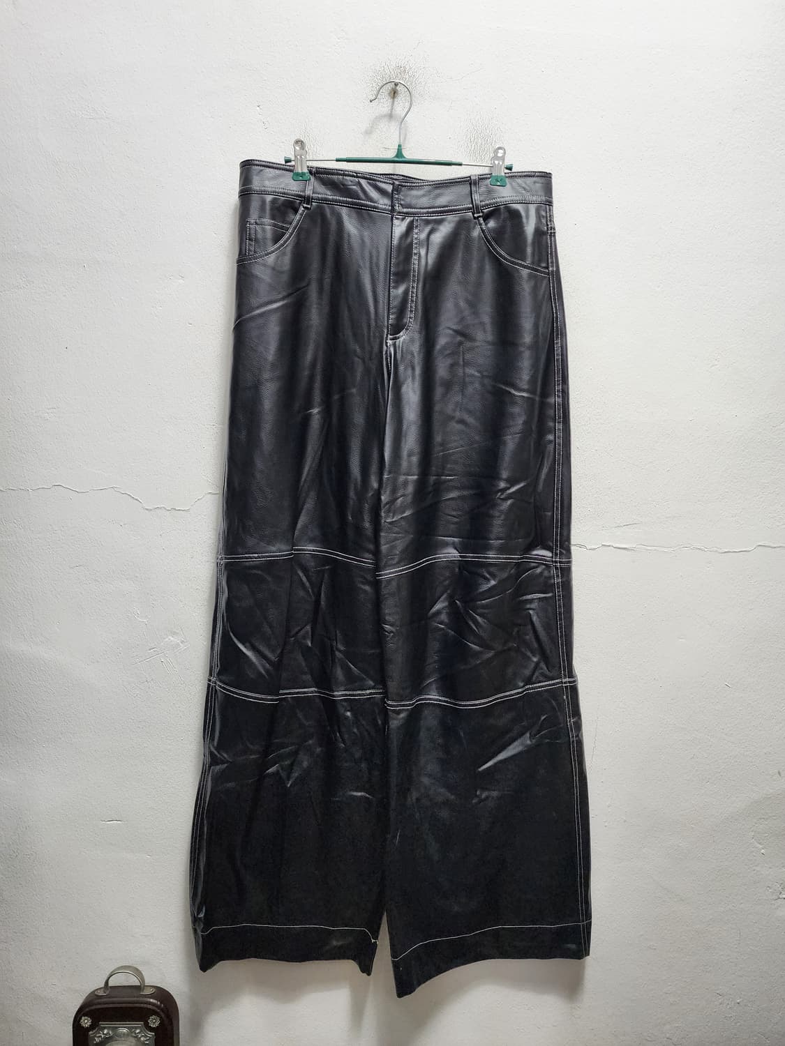 자라 레더 벌룬팬츠  상품이미지1