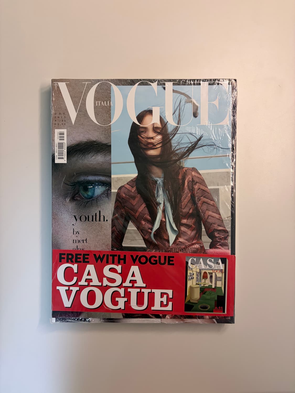 패션 컬렉션 잡지 상품이미지1