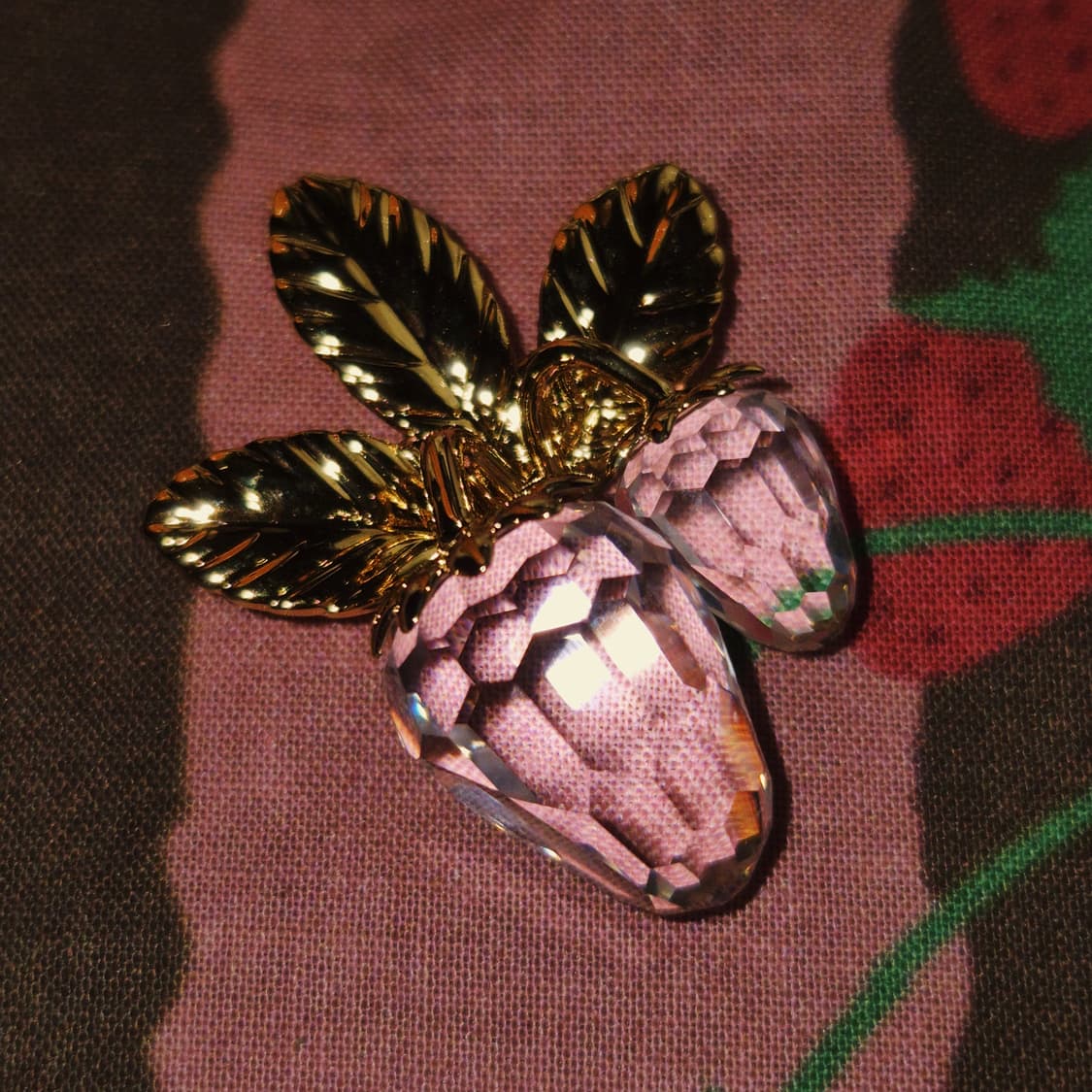 90s 스와로브스키 크리스탈 딸기 브로치 상품이미지8