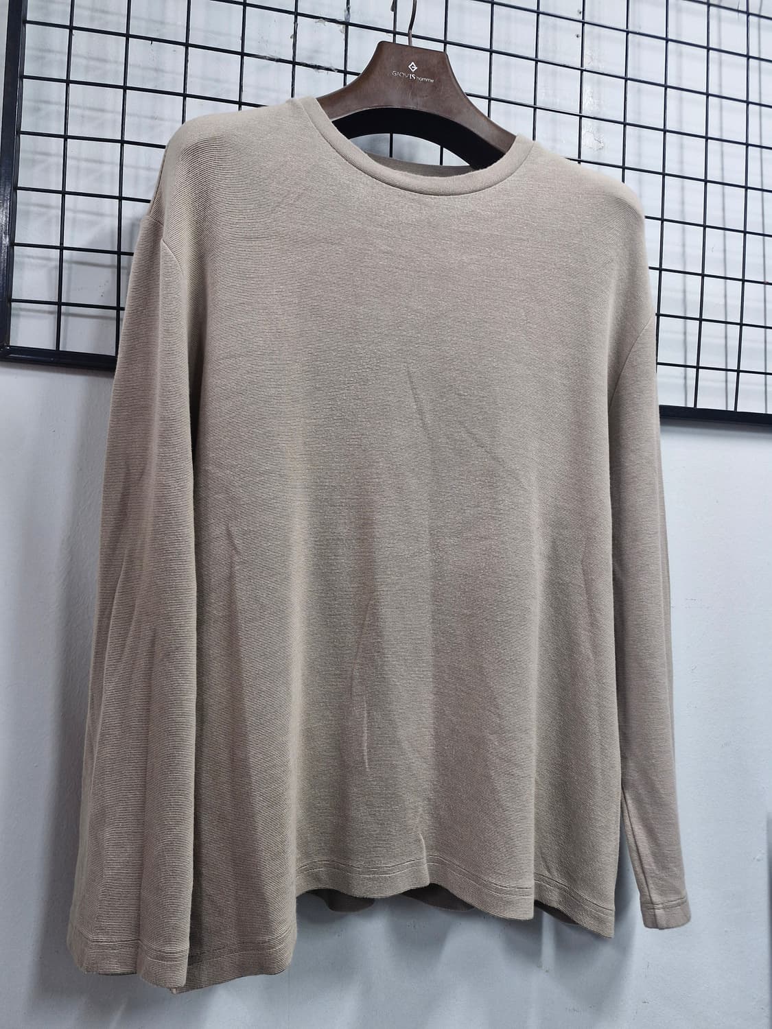 105XL 타임 남녀공용 베이지 레이온 니트. 상품이미지2