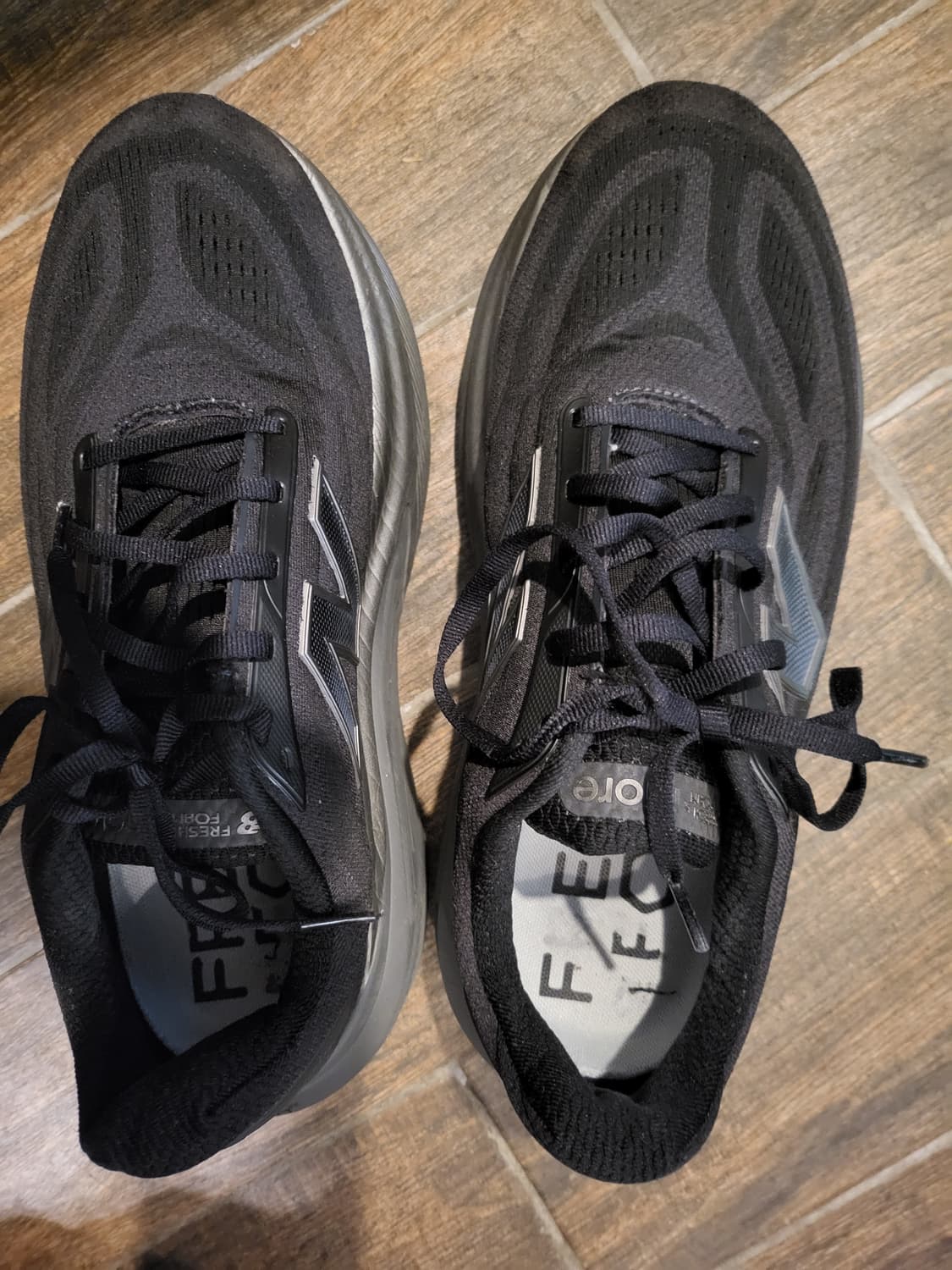 뉴발란스 블랙 운동화 남성용275 상품이미지2