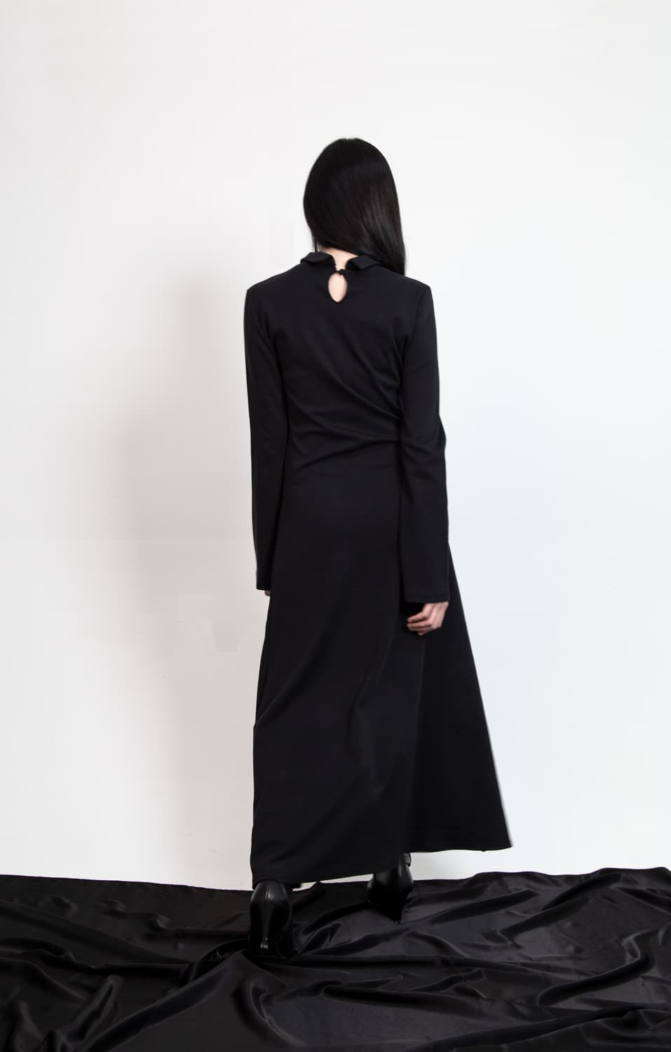 달링유어배드 버튼 맥시드레스 블랙 상품이미지4