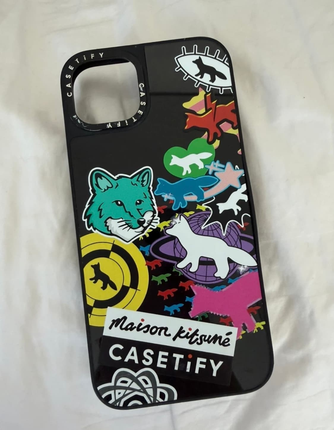 케이스티파이 매종키츠네 아이폰15 플러스 상품이미지2