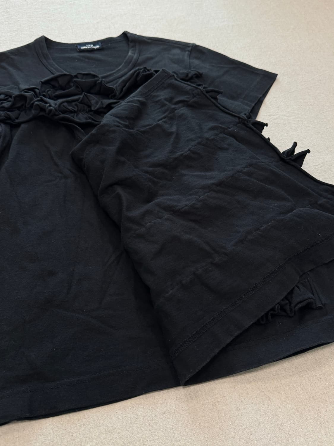 꼼데가르송 20aw 프릴 레이어드 티셔츠 상품이미지3