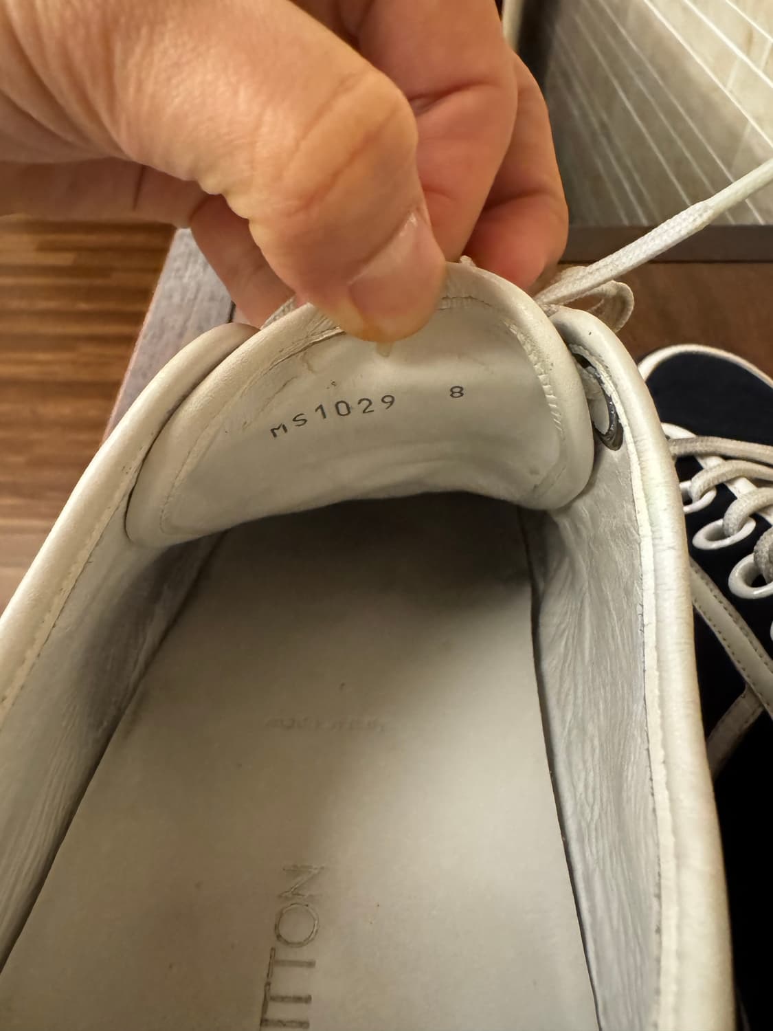 루이비통스니커즈 상품이미지4