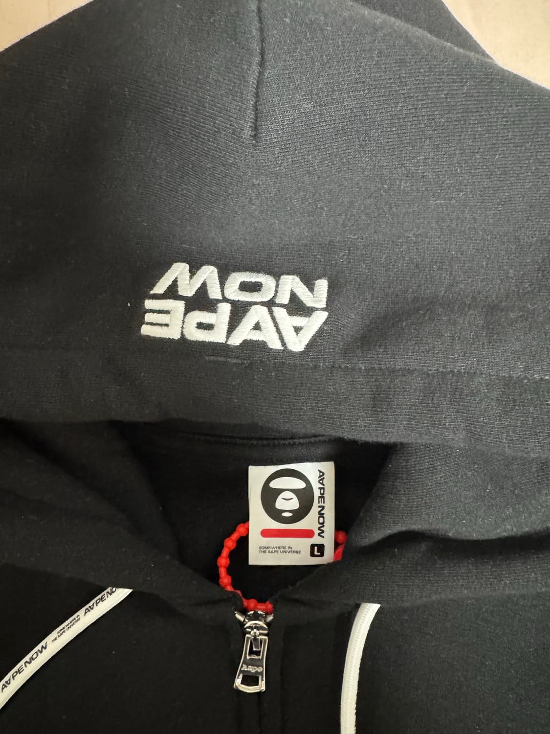 에이프 오사카 후드집업 상품이미지3