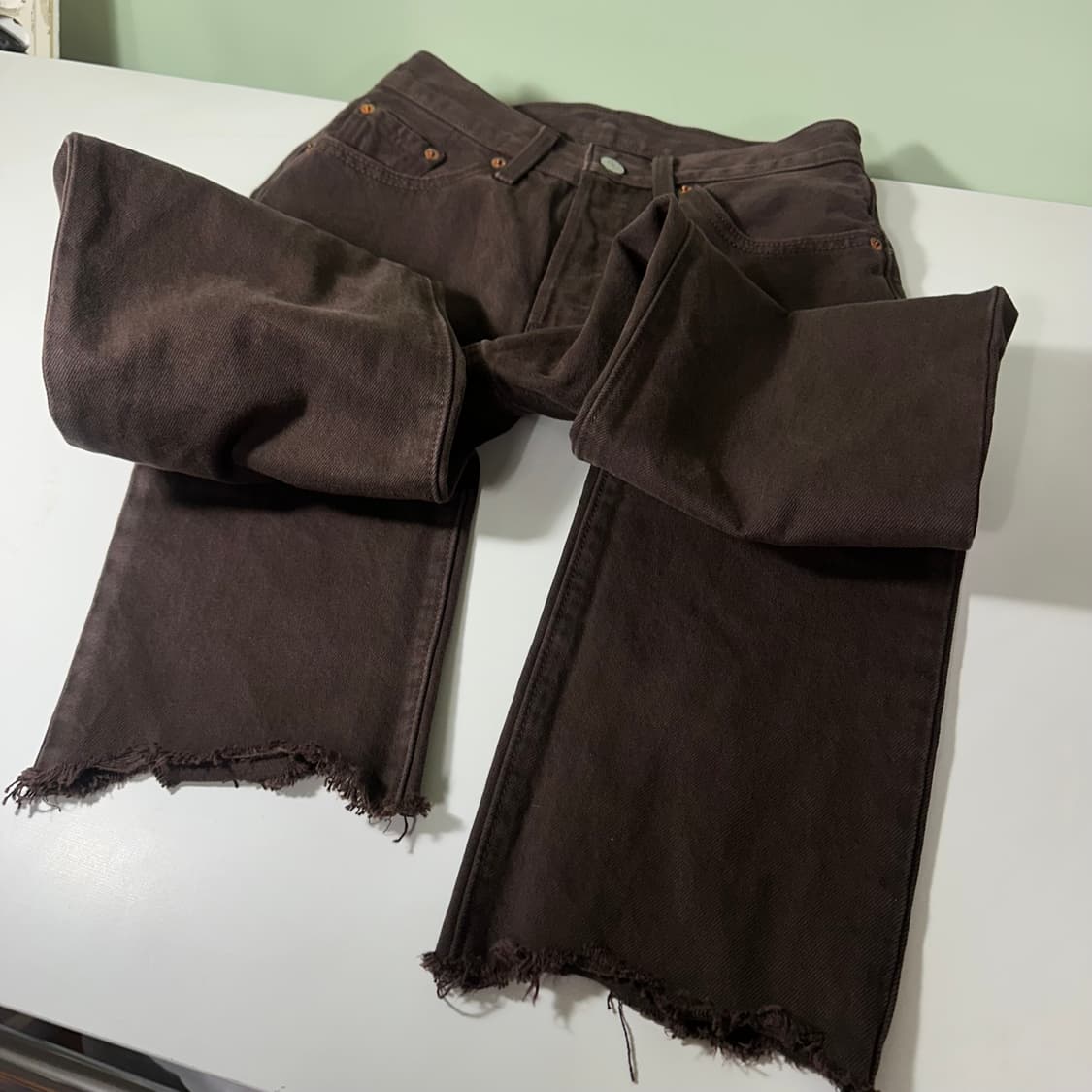 우먼S-M 리바이스501 딥브라운 보이프렌드핏 버튼플라이 크롭데님팬츠 상품이미지4