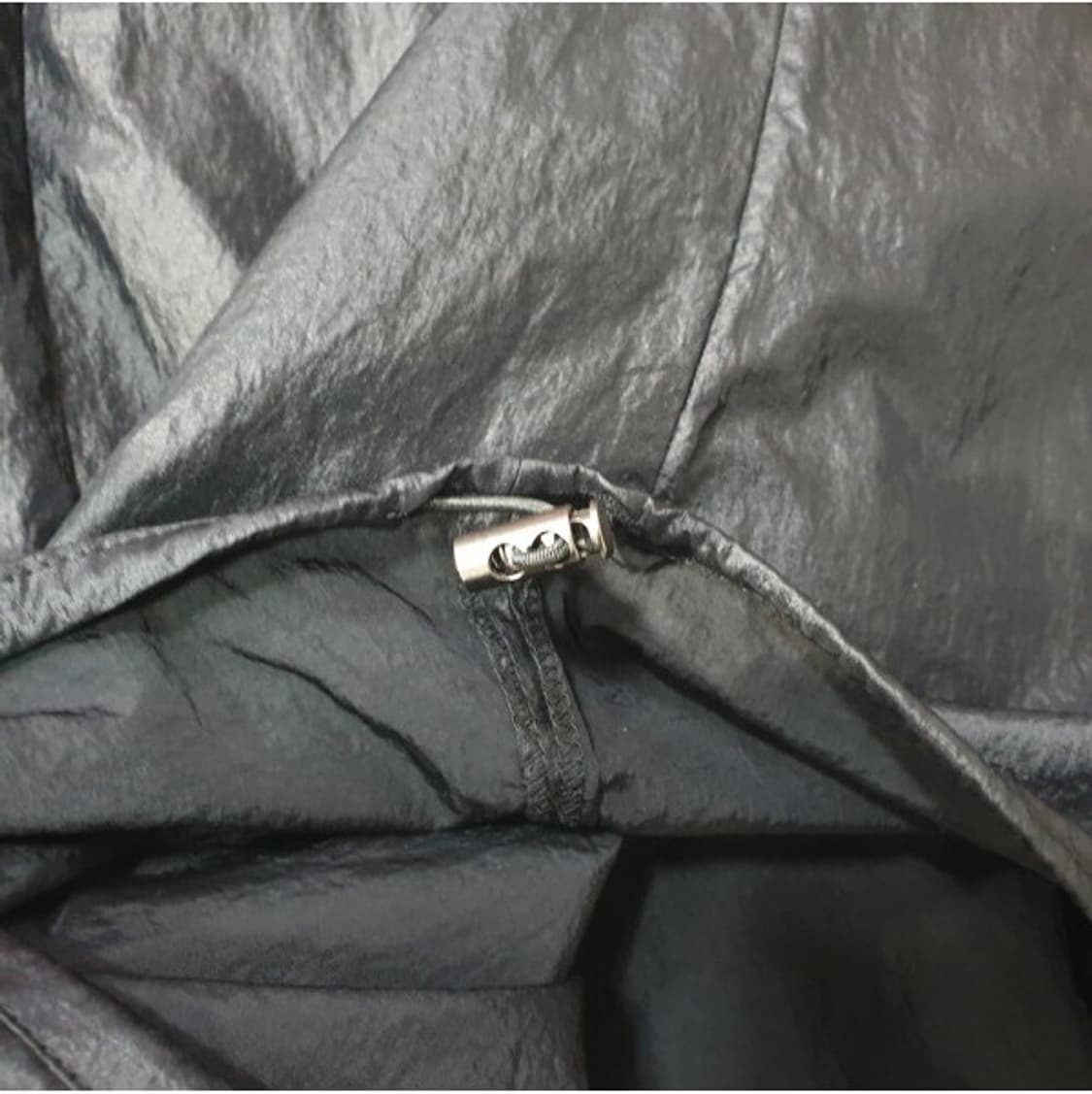 마뗑킴(Matin Kim) 글로시 볼륨 미디 스커트 S 상품이미지6