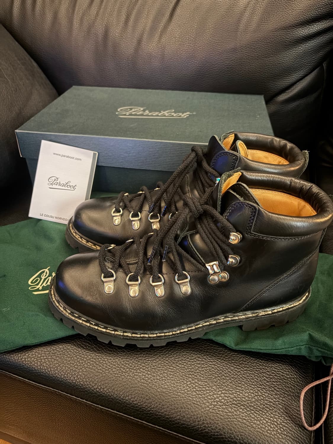 파라부트 아보리아즈 블랙 265 상품이미지1